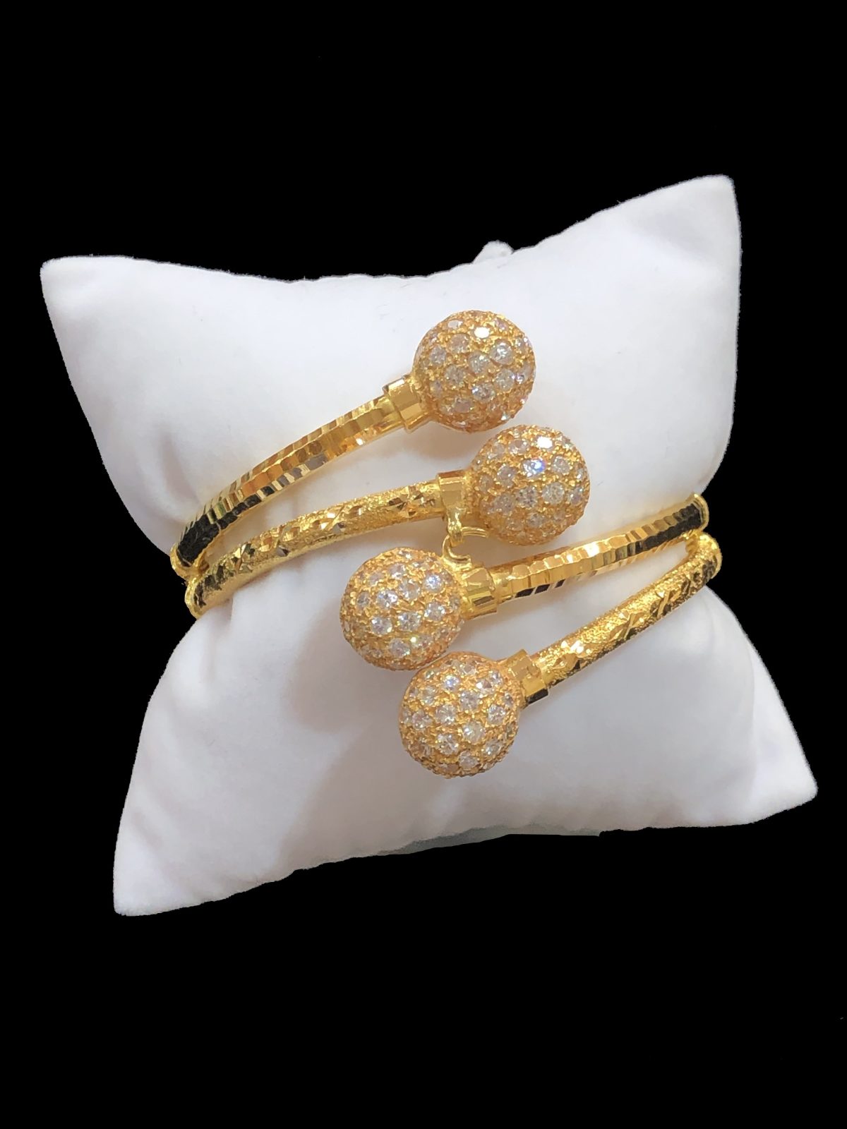 Yellow Gold Bangles Alquds Jewelry